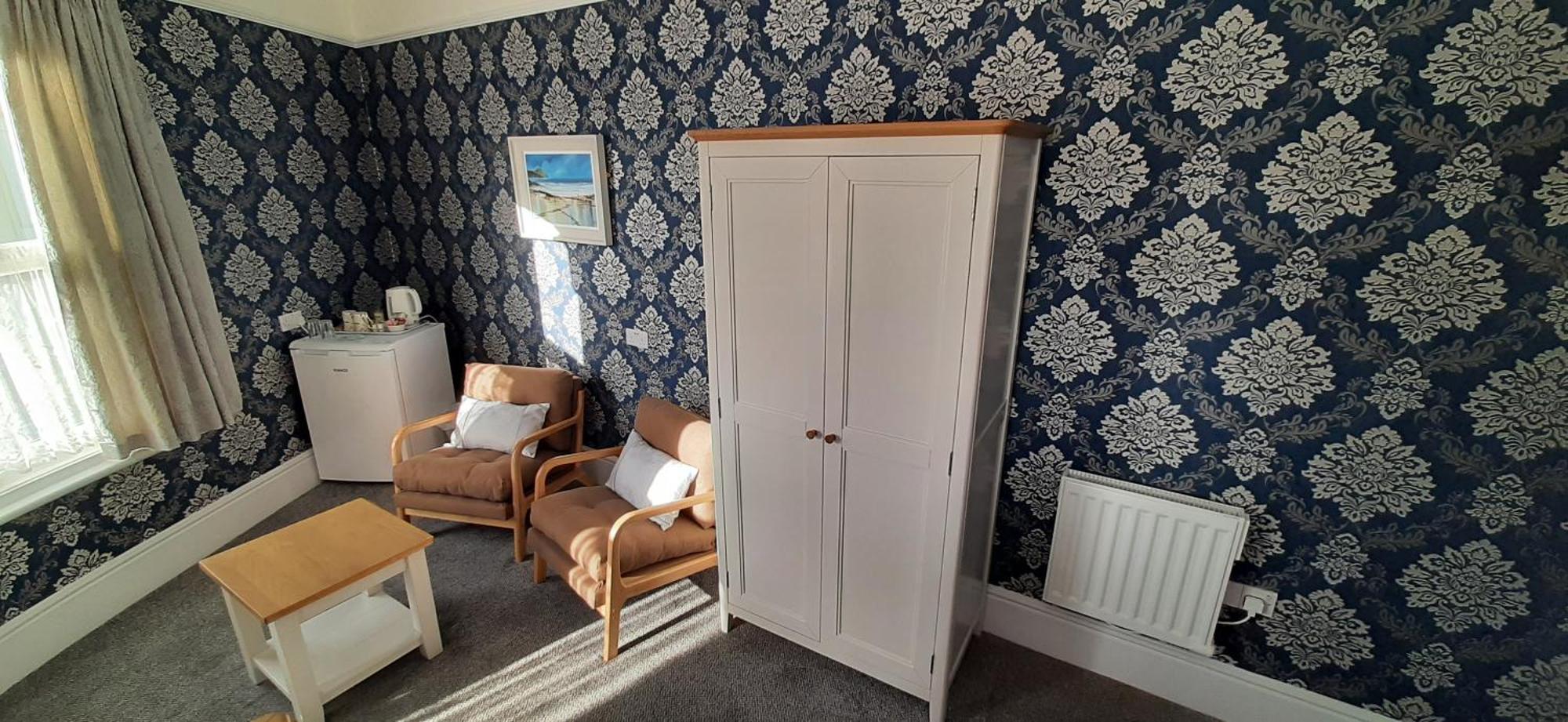 Brooke House Guest house 4*
