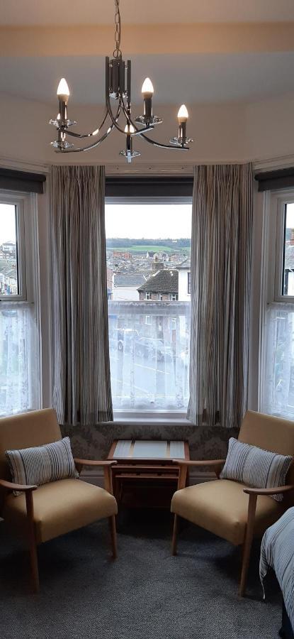 Brooke House Guest house 4*