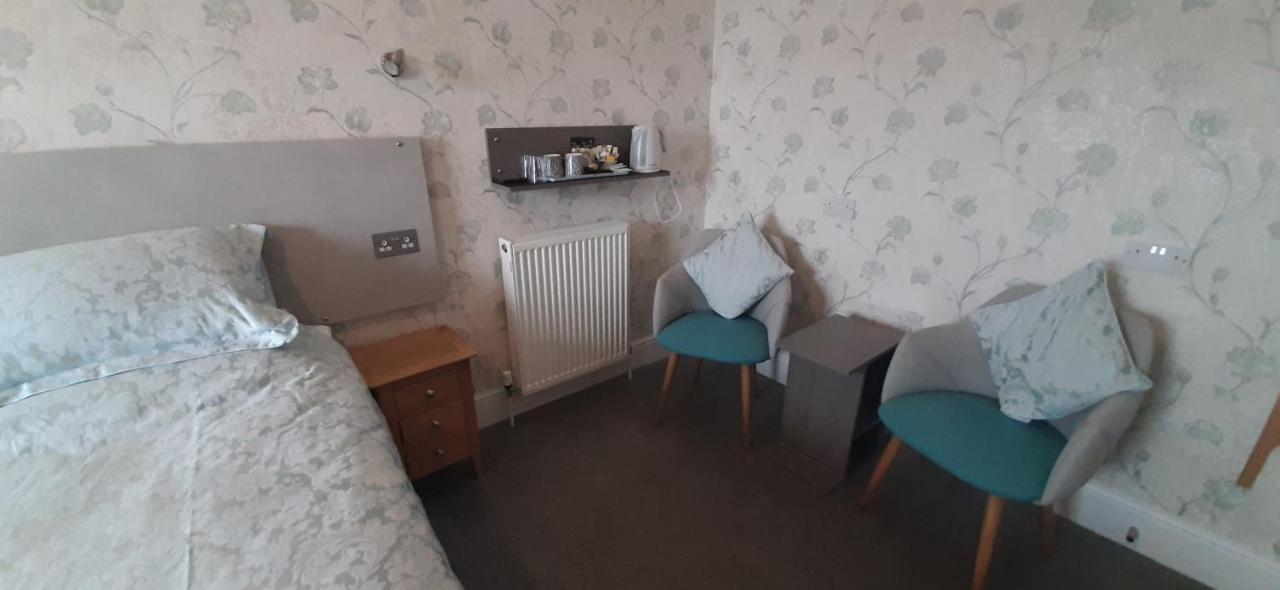Brooke House 4*